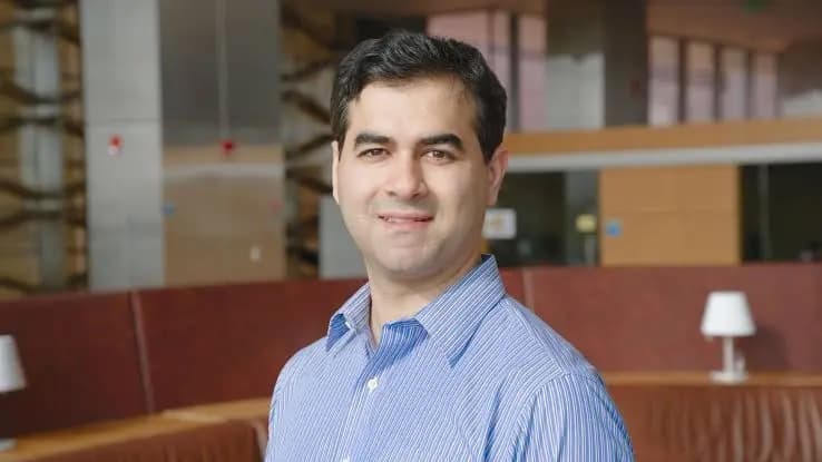 حسین فریبرزی