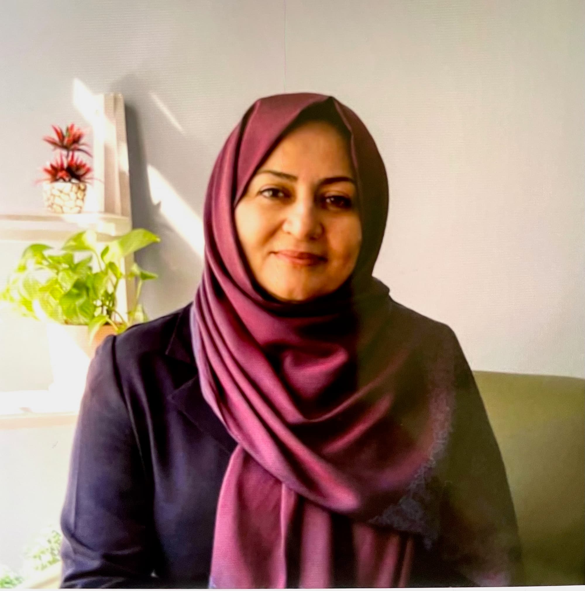 نادیا بیچرانلو